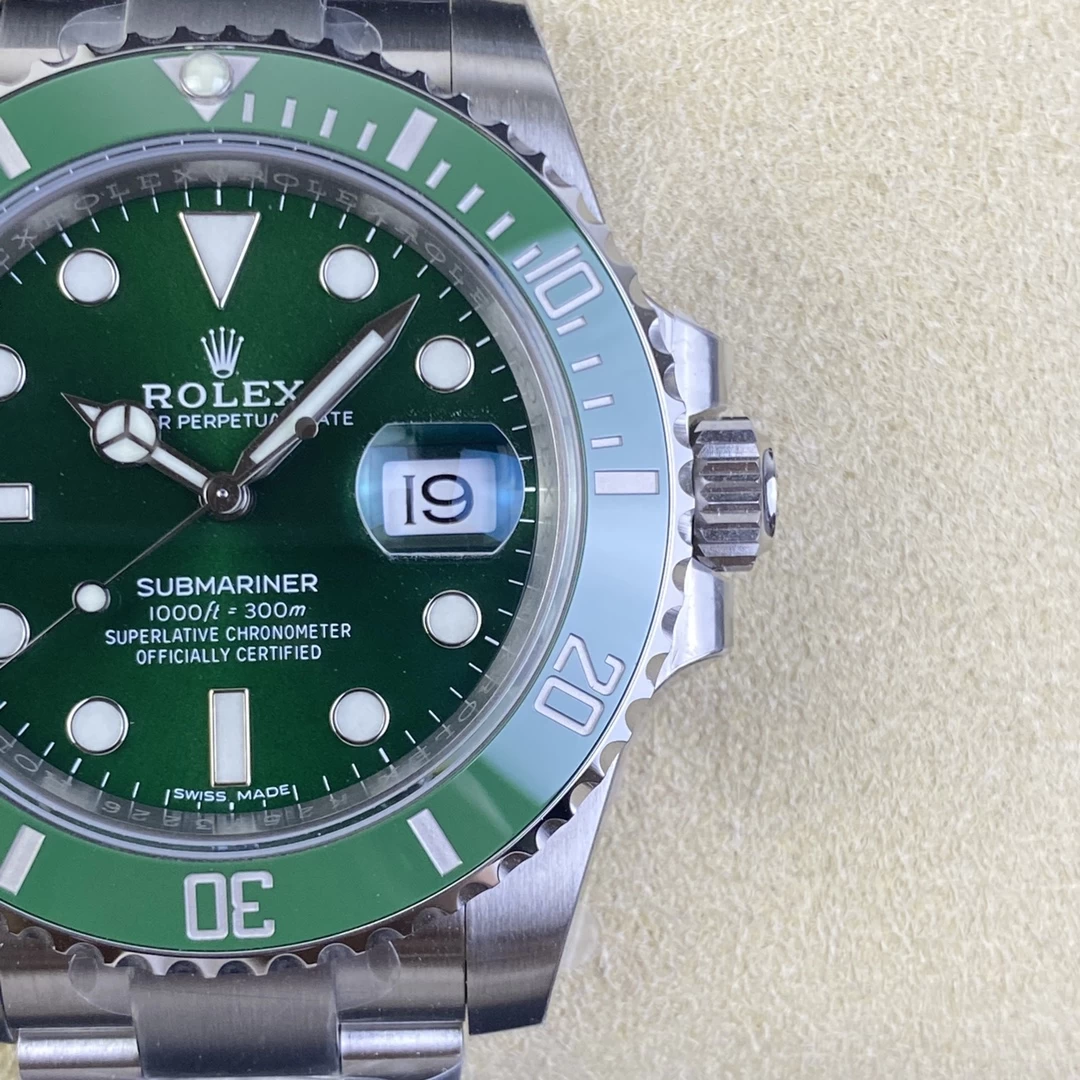 SUBMARINER 1:1 BEST VERSION GREEN DIAL