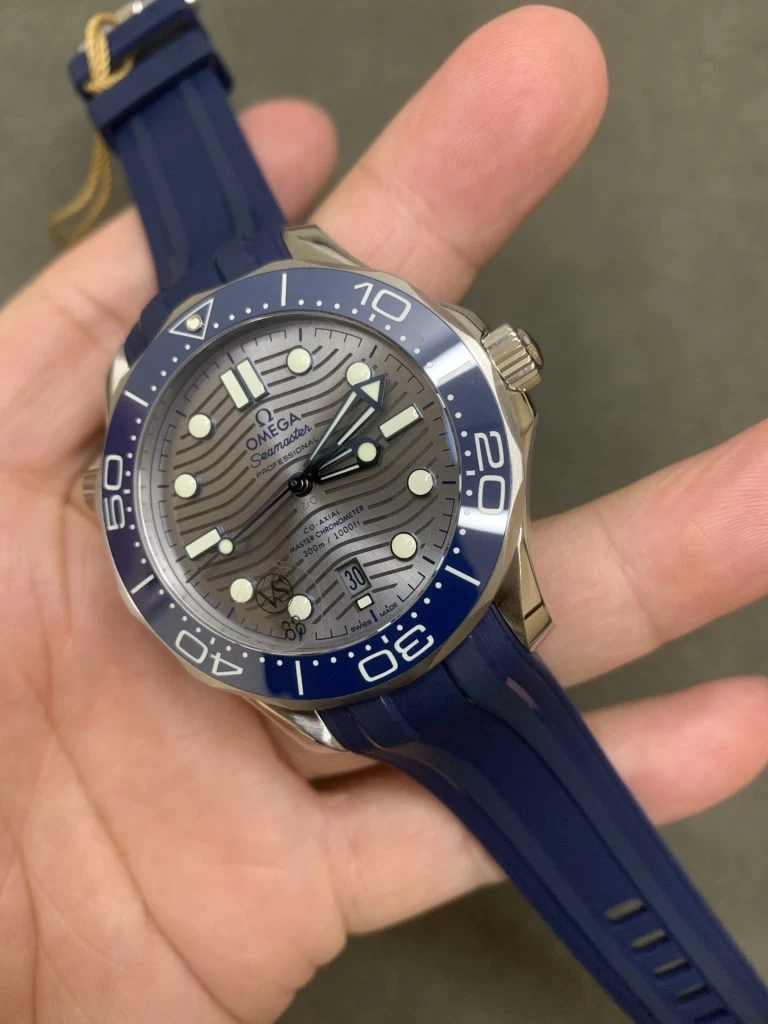 SEAMASTER DIVER 300M 1:1 BEST EDITION BLUE CERAMIC GRAY DIAL