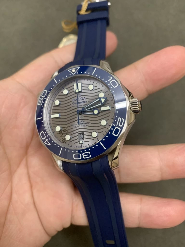 SEAMASTER DIVER 300M 1:1 BEST EDITION BLUE CERAMIC GRAY DIAL