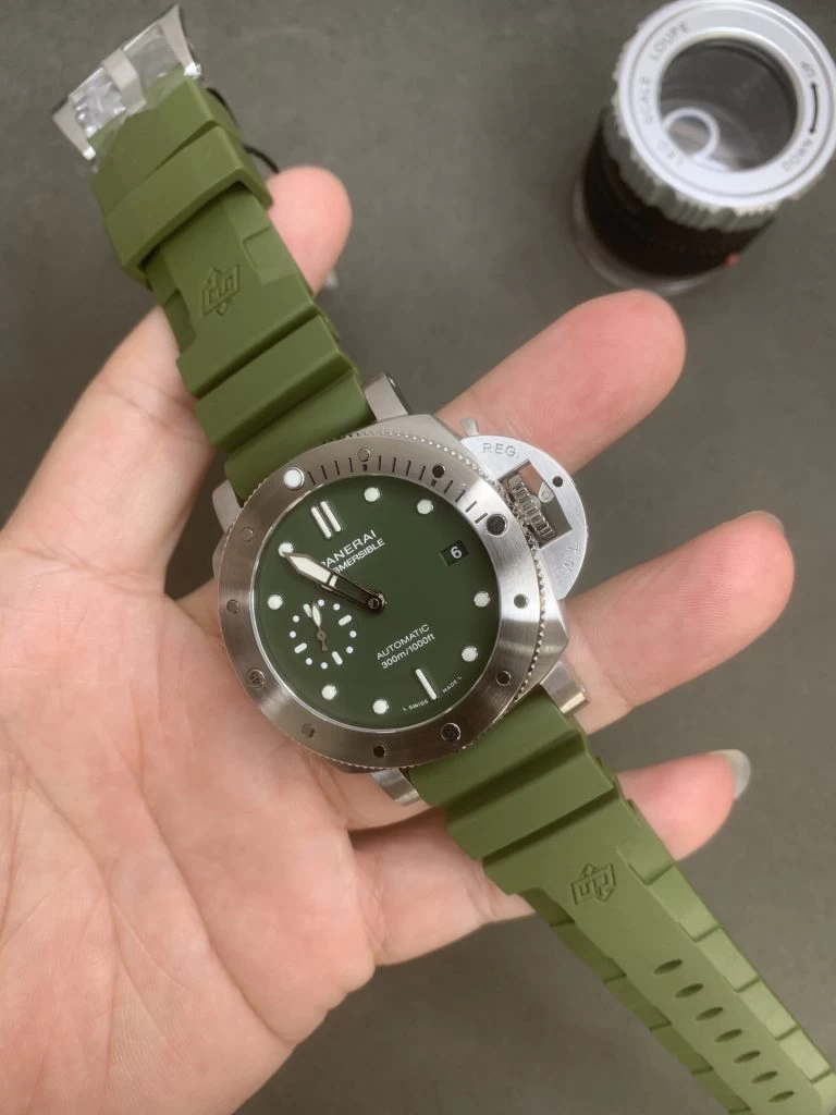 PAM1055 Luminor Submersible 42mm Verde Militare 1:1 Best Edition